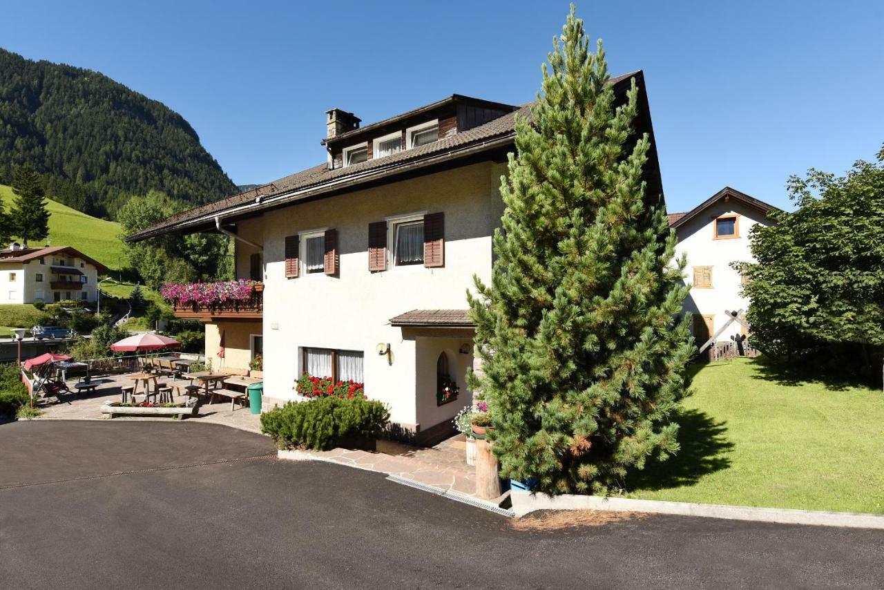 Hotel Garni Vanadis โอติเซ ภายนอก รูปภาพ