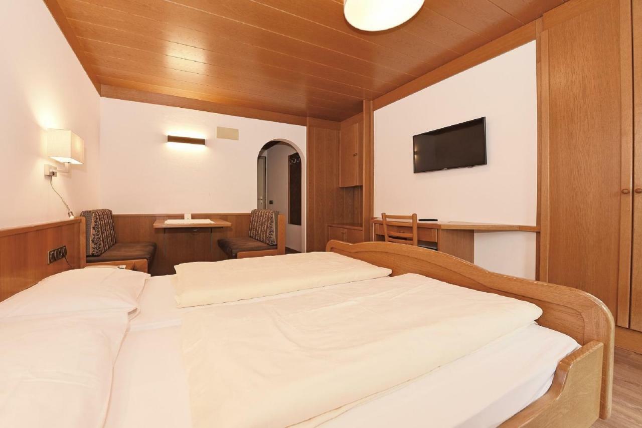 Hotel Garni Vanadis โอติเซ ภายนอก รูปภาพ