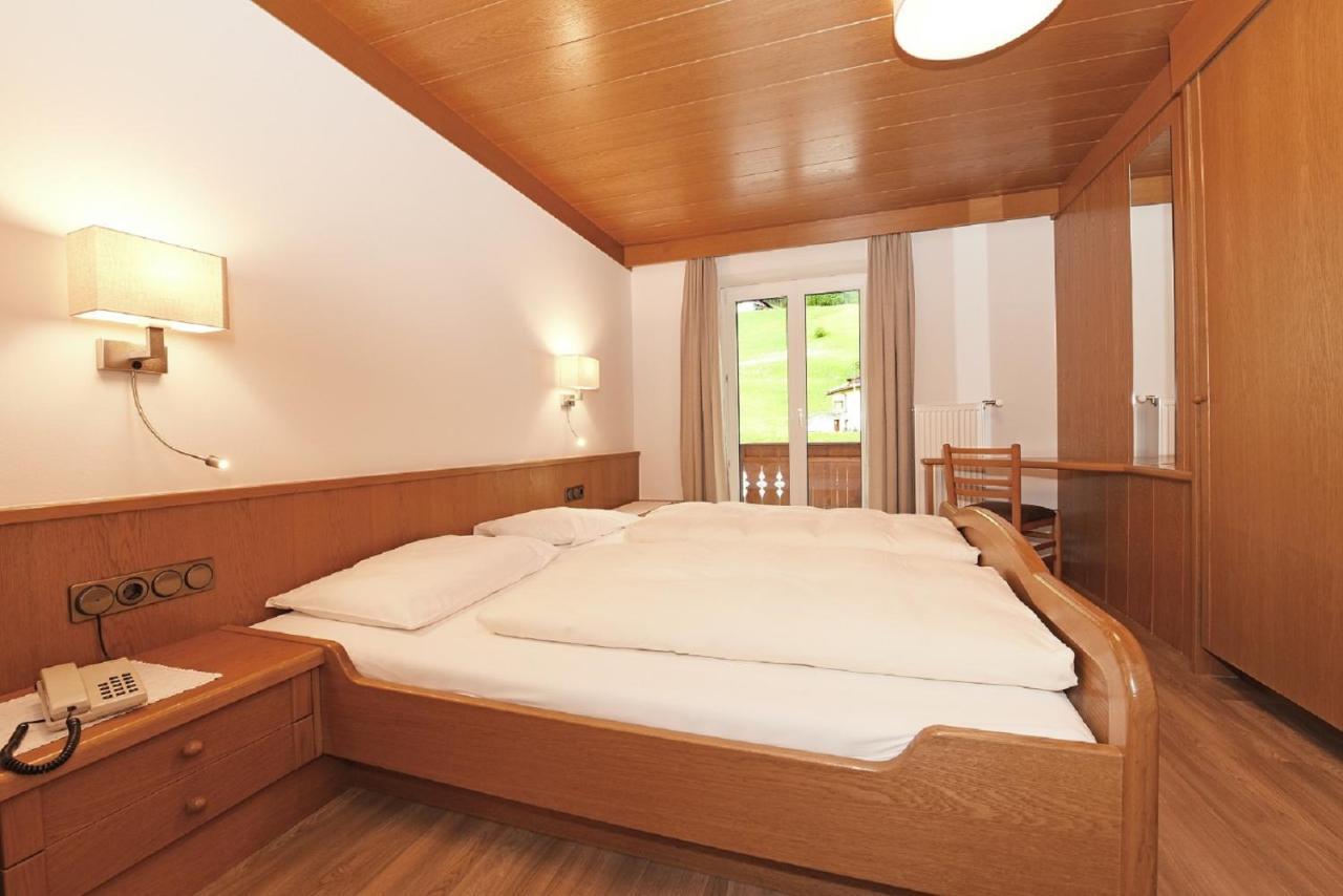 Hotel Garni Vanadis โอติเซ ภายนอก รูปภาพ